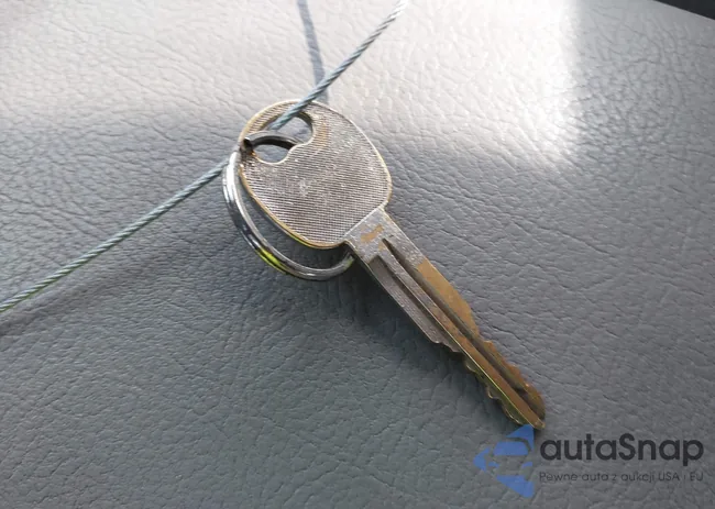 KNDJD733655458479: 43757635