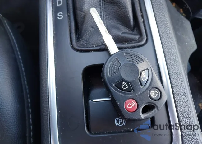 1FMCU0HD1JUA00586: 43757686