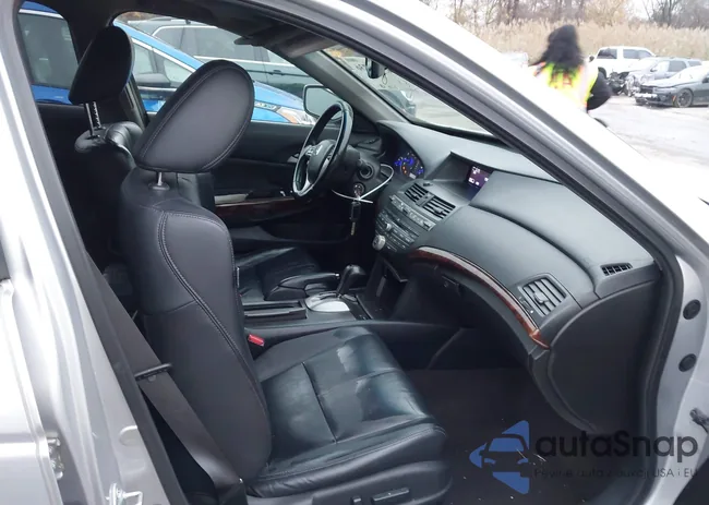 5J6TF2H5XBL002860: 43757736