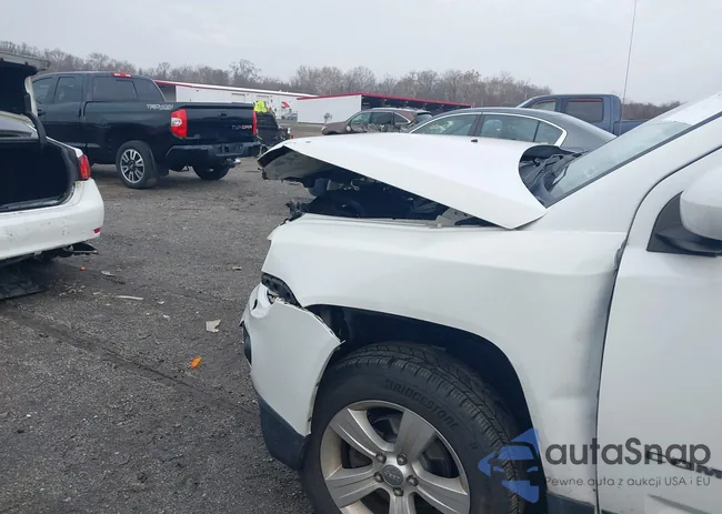 1C4NJDEB7ED688681: 43757782