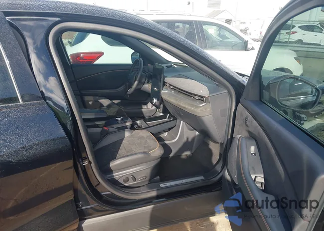 3FMTK4SE8PMA38957: 43757784