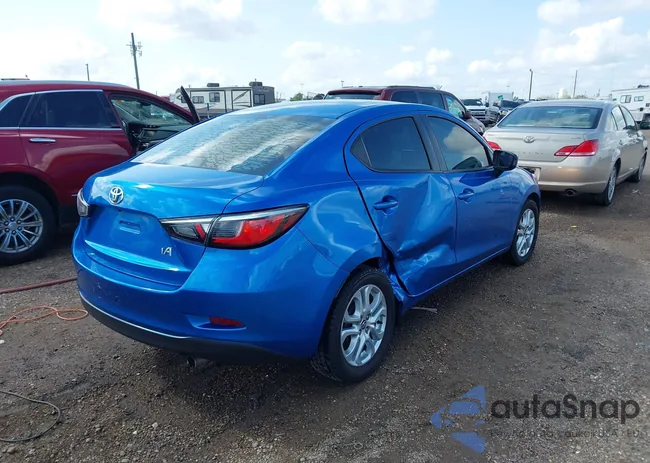 3MYDLBYV5JY313817: 43757965