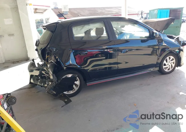 ML32AUHJ3MH004127: 43759190