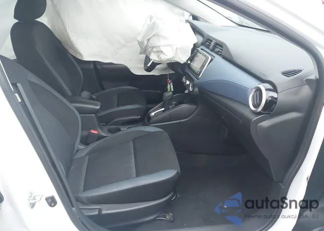 3N1CN8EV9PL860769: 43759284