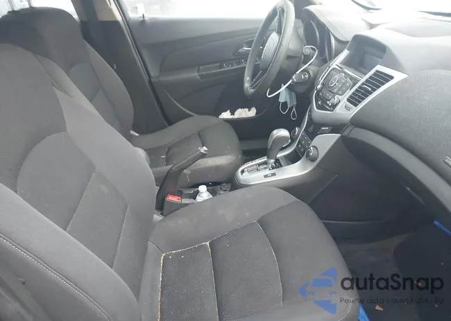 1G1PE5SB9G7196865: 43759301