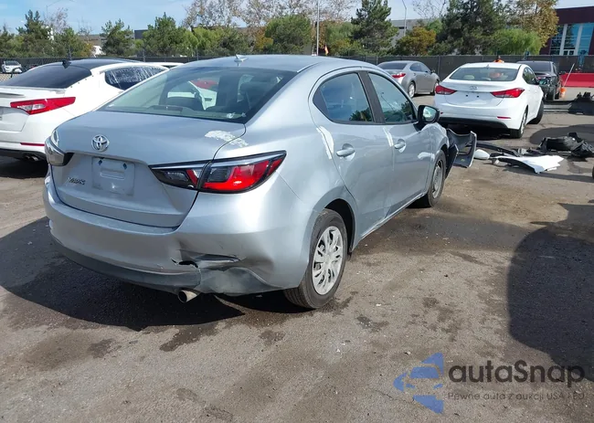 3MYDLBYV4KY505764: 43759369