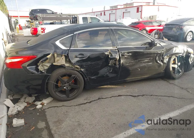 1N4AL3AP7GN364024: 43759543