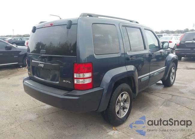 1J8GP28K18W240932: 43759580