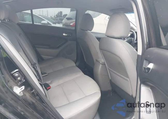 KNAFX4A63G5565062: 43758645