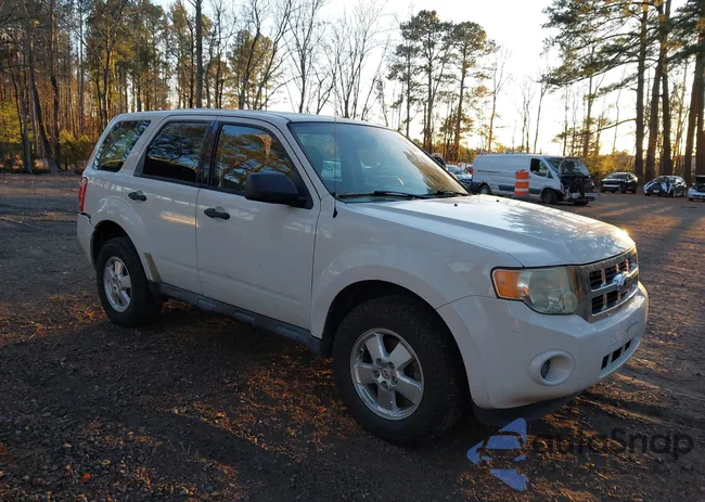 1FMCU0C70BKA76301: 43758834