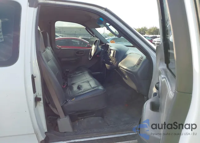 2FTRX17W94CA48453: 43758906