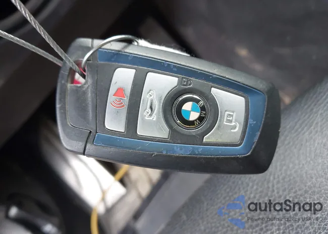 WBA3B9G50FNR94624: 43760041