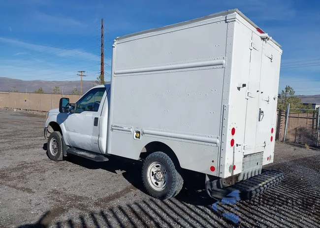 1FDBF2B64GED17549: 43760055