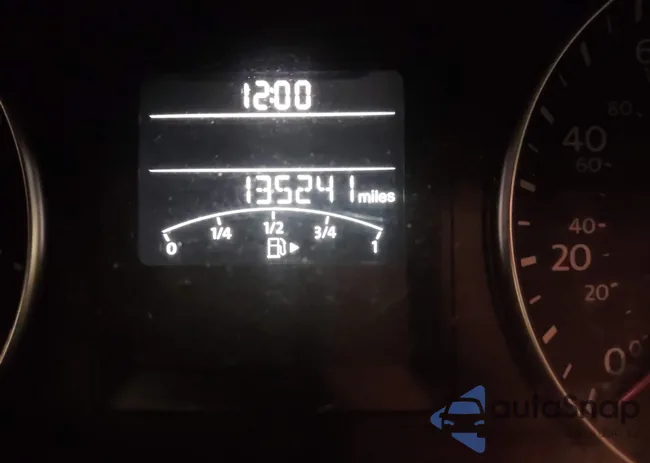 3VWDP7AJ8DM450637: 43760168