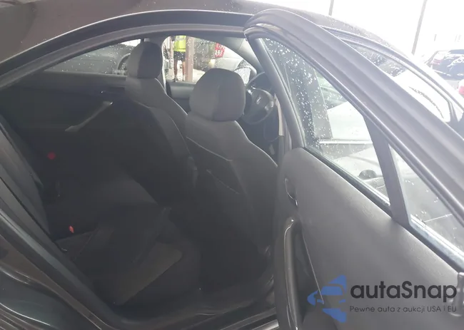 1G2ZG558564183173: 43760219