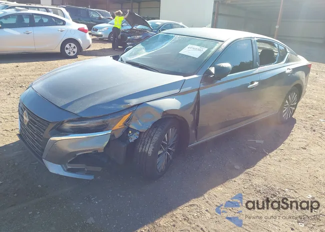 1N4BL4DV1RN355410: 43760302