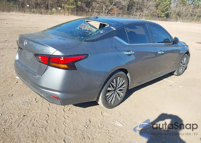 1N4BL4DV1RN355410: 43760302