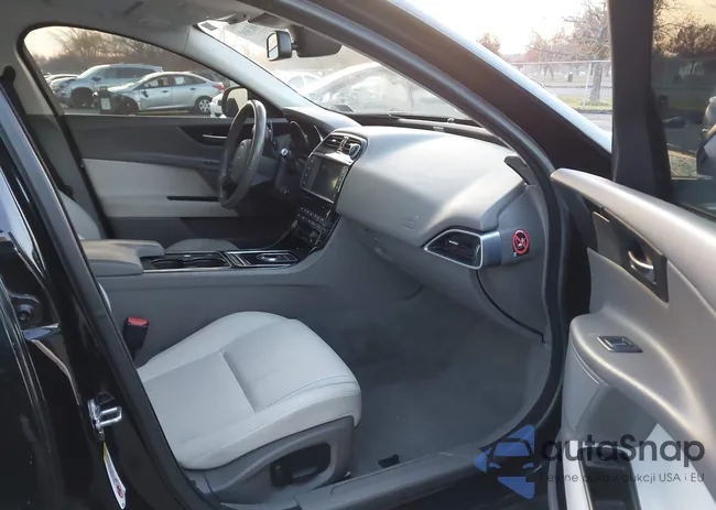 SAJAS4BN2HCP12245: 43760309