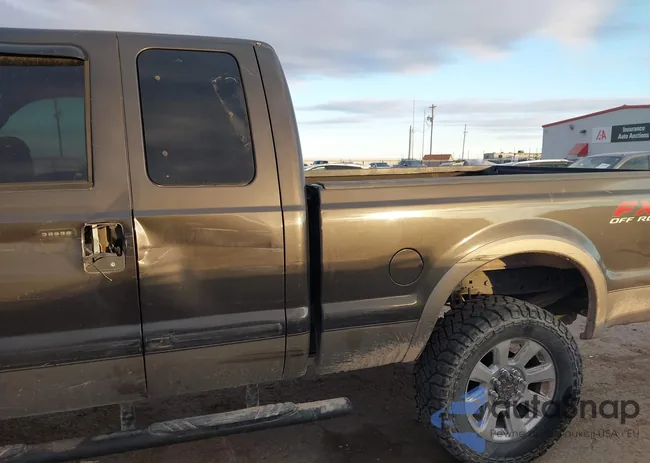 1FTSX21P65EB81241: 43760417