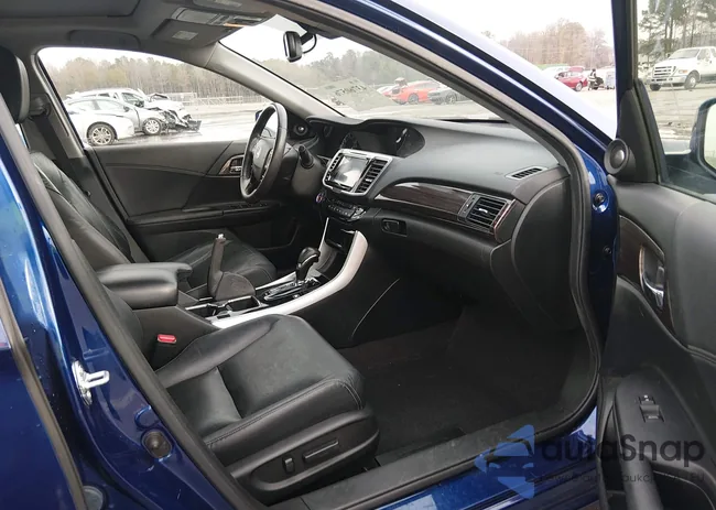 JHMCR6F58HC003164: 43760576