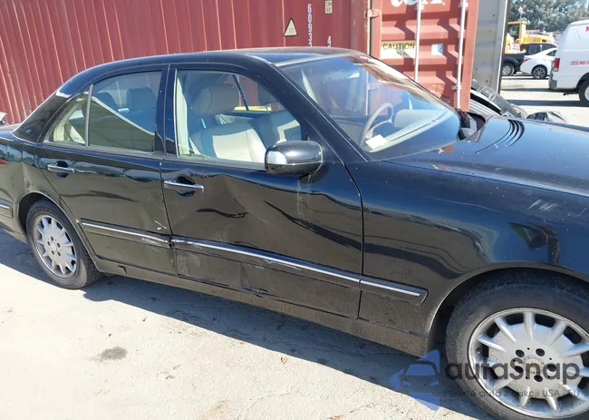 WDBJF65JX1B358704: 43760601