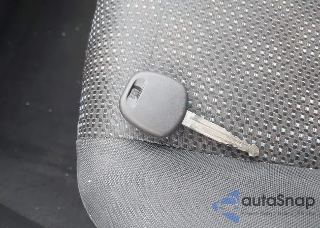 2T1BU4EE7AC263148: 43759621