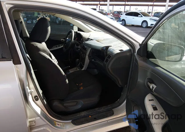 2T1BU4EE1BC692237: 43759639