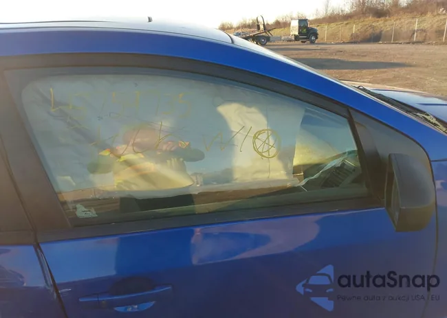 3N1AB6AP5CL737881: 43759735