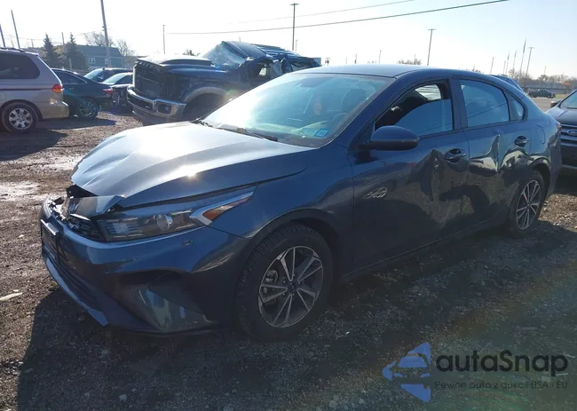 3KPF24AD0PE536607: 43759808