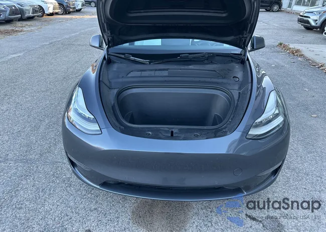 5YJYGAEE3MF144318: 43759940