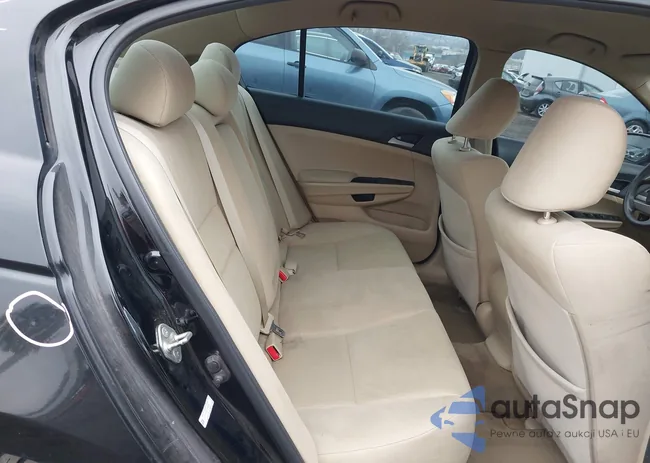 1HGCP2F32CA236414: 43761002