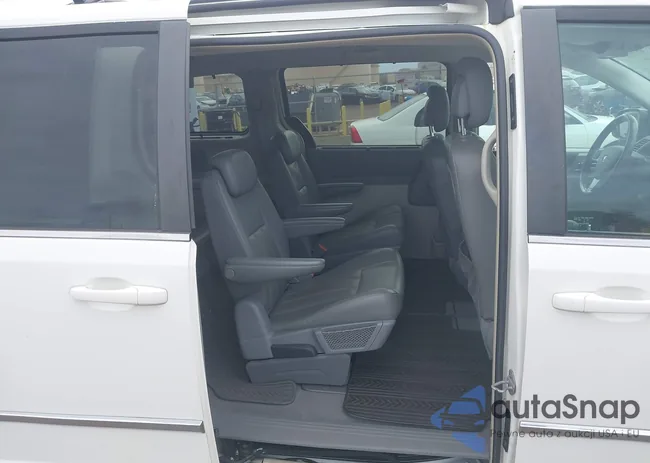 2D4RN5DX9AR239070: 43761017