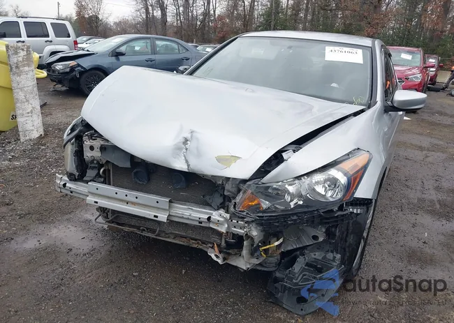 1HGCP2F35CA164916: 43761063