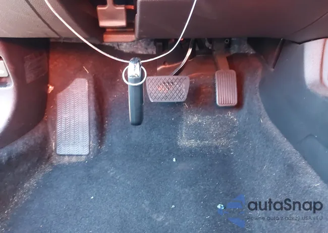 2HGFC2F82JH527448: 43761084