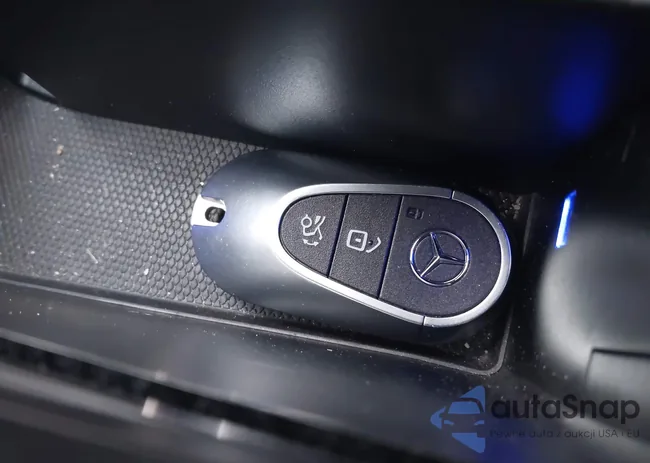 W1KAF4HB1RR177364: 43761114