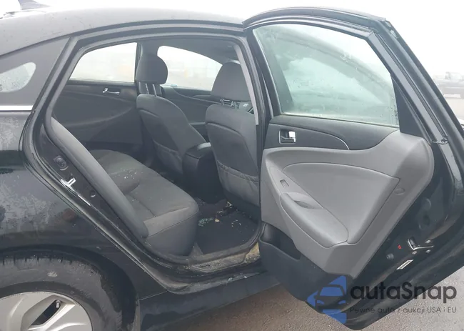 KMHEC4A4XFA125074: 43761183