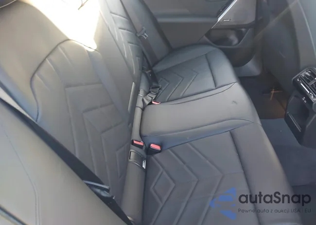 WBA53FJ03TCV25052: 43761277