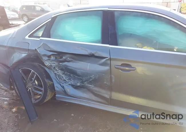 WAUBFGFF7F1081221: 43761278