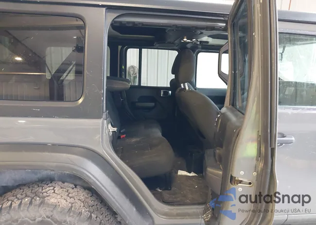 1C4HJXDN3KW676151: 43761309