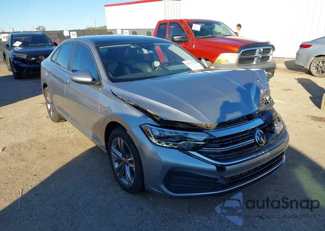 3VW7M7BU8PM016494: 43761376