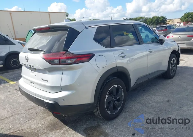 JN8BT3BB7RW432308: 43761453