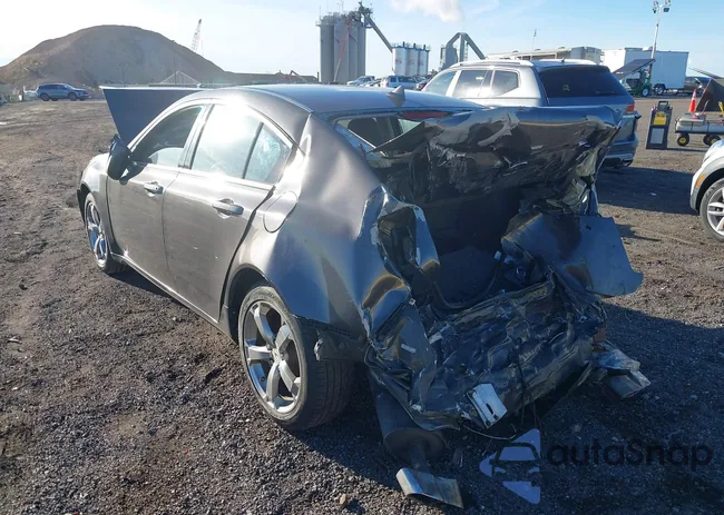 19UUA9F23AA001670: 43761459