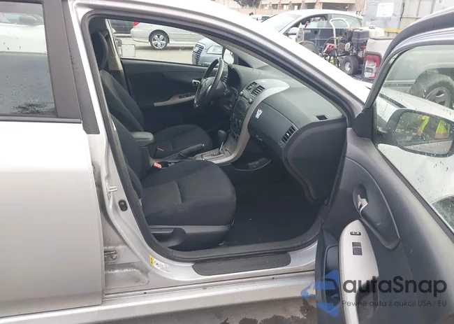 1NXBU4EE6AZ285740: 43761528