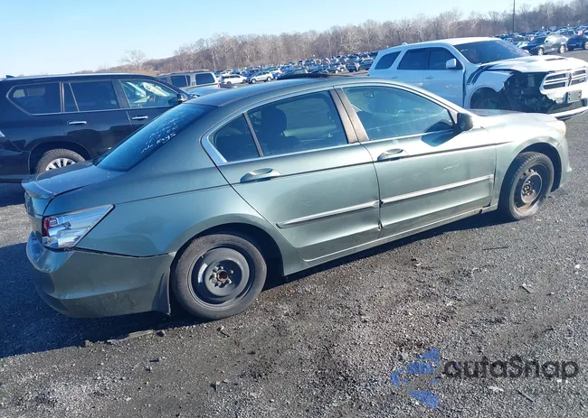 1HGCP26718A004834: 43761529