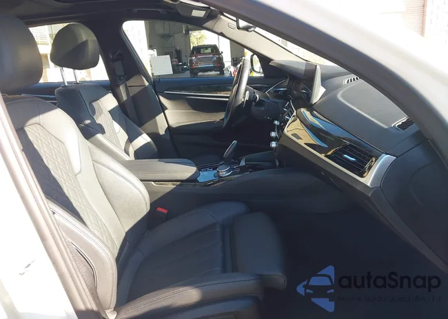 WBA53BH01MCF98648: 43760691