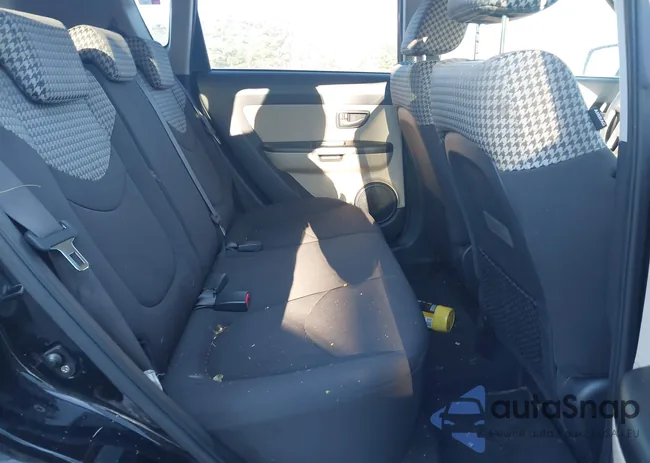 KNDJT2A21A7181075: 43760708