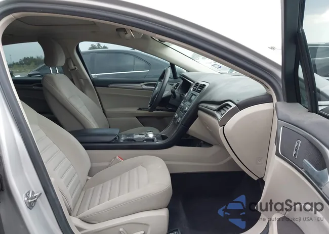 3FA6P0H78HR171605: 43760785