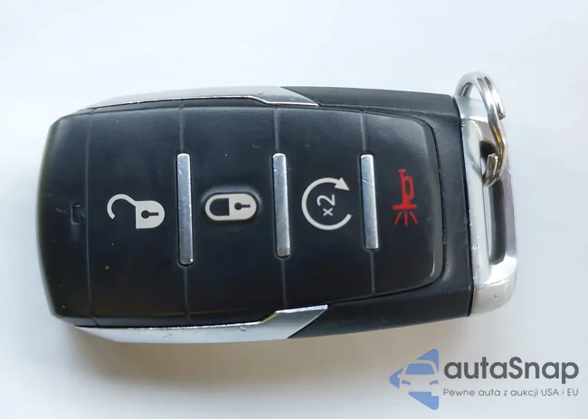 1C6SRFBT7LN251718: 43760889