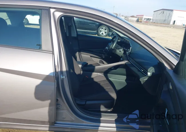 KMHLS4AG3MU119651: 43760923