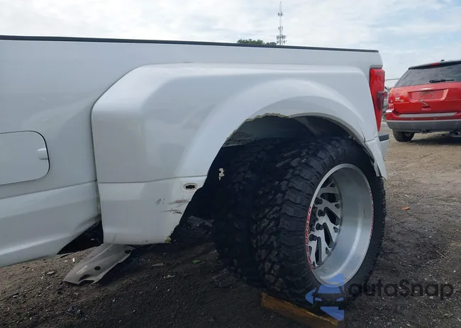 1FT8W3DT4HEB82971: 43760963